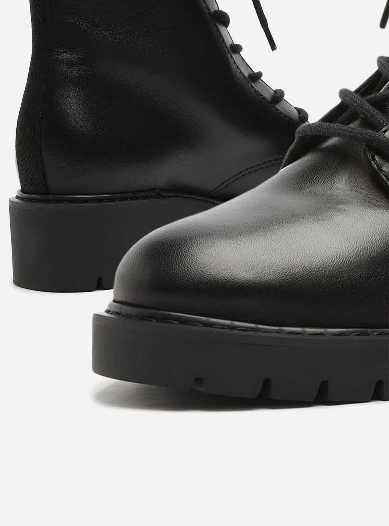 Bene Leather Bootie - Image 4