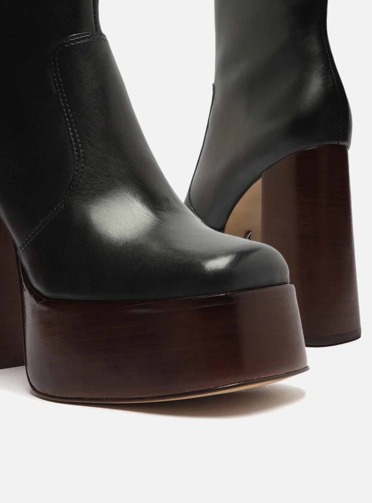 Chloe  Leather Block Boot - Image 5