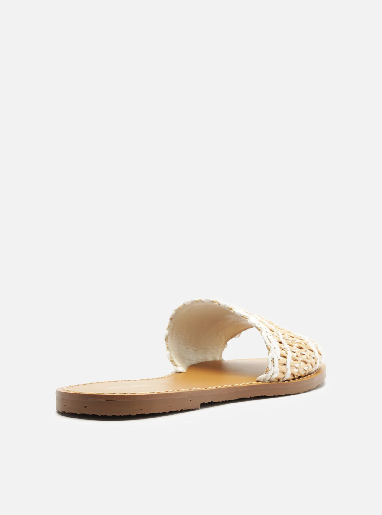 Liz Sandal - Image 5